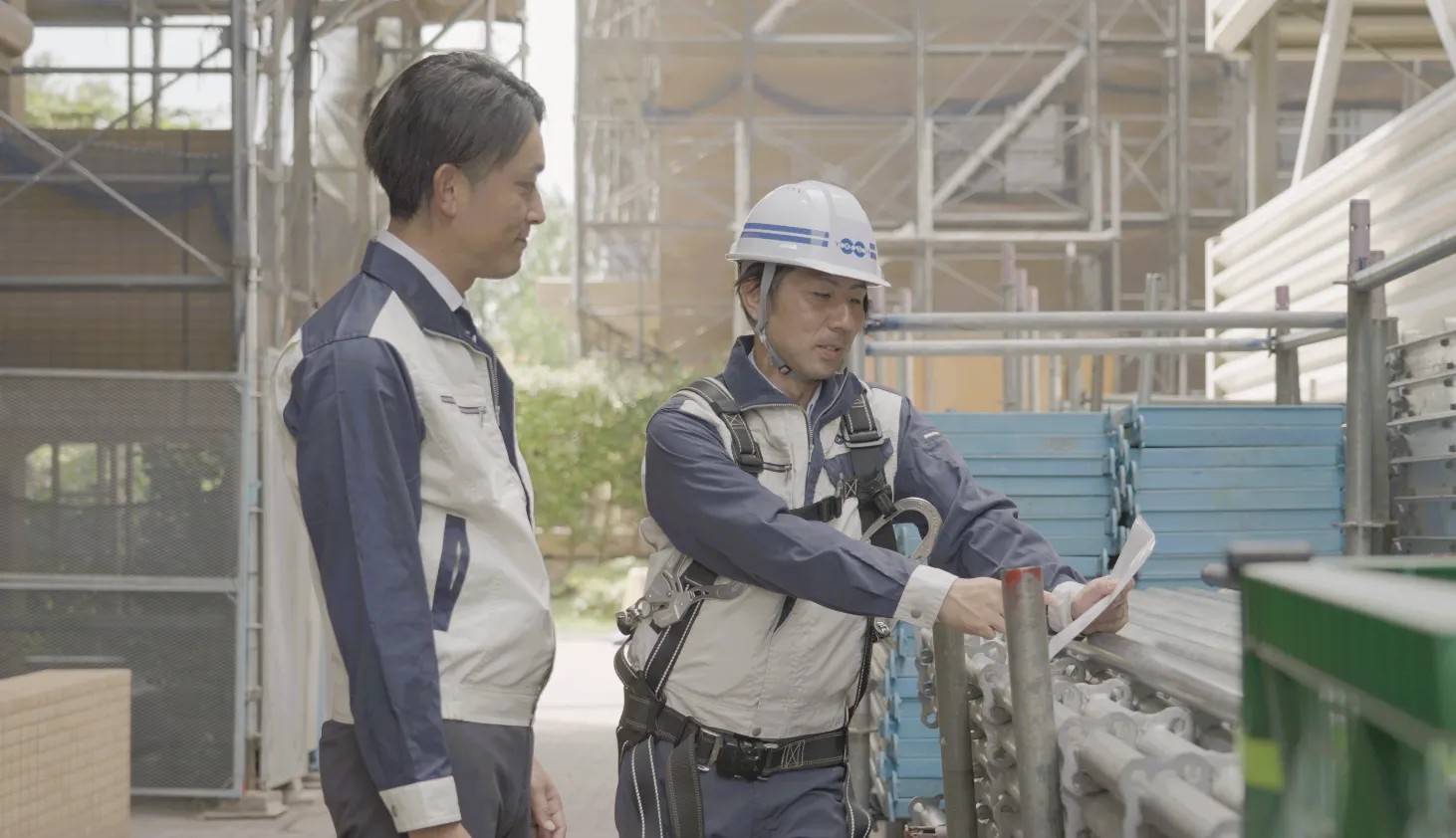 大杉_営業と資料確認 (1).jpg